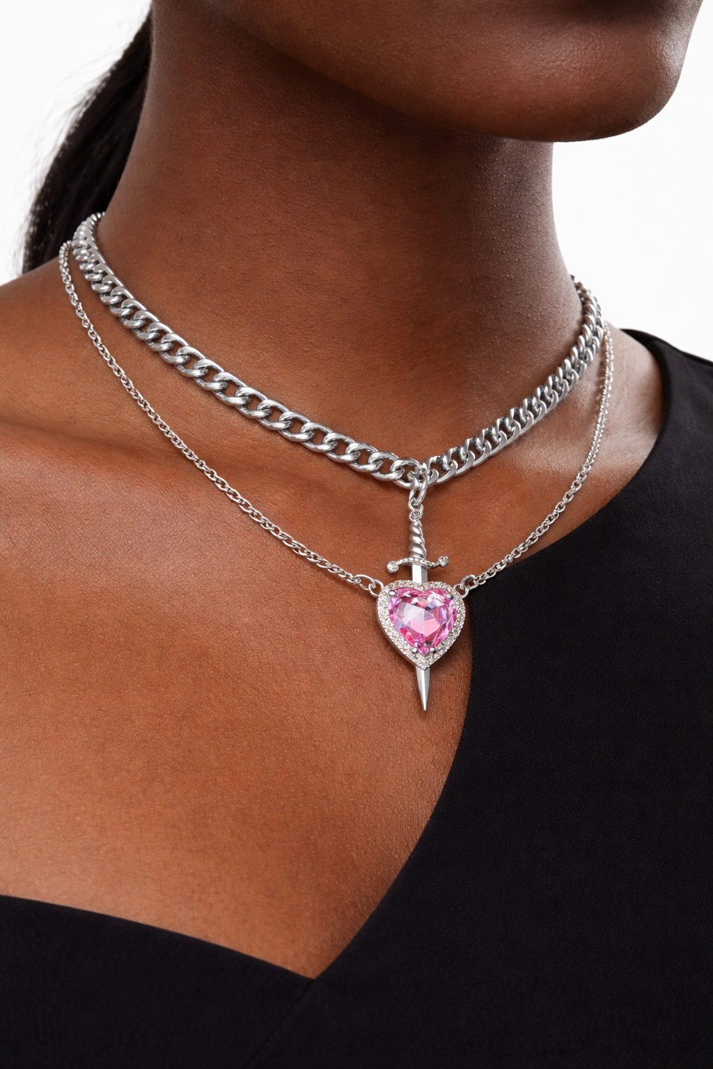 Collar de corazón y espada EndlessBond™ 